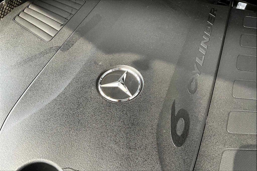 new 2026 Mercedes-Benz GLS 450 car, priced at $100,675