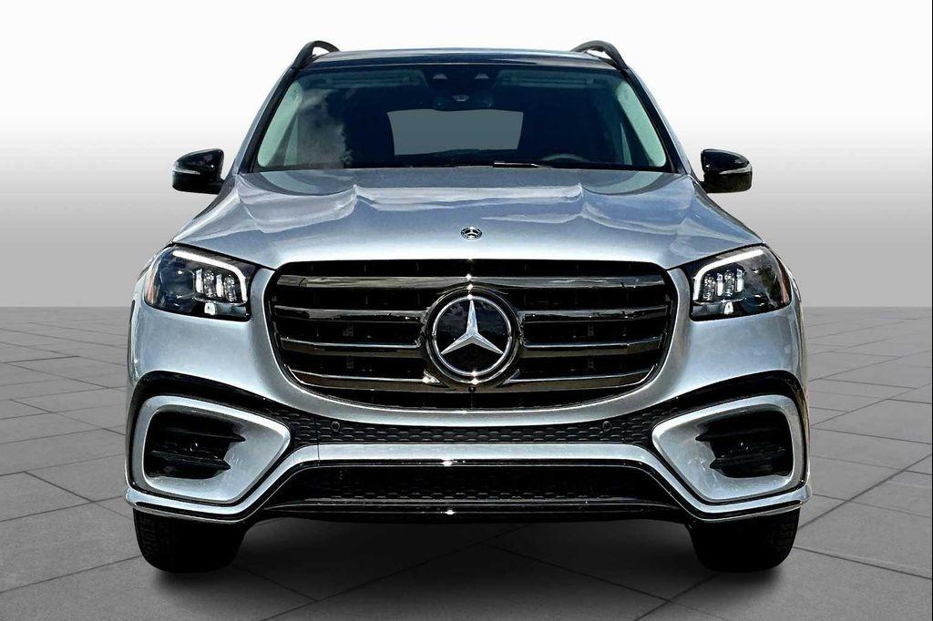 new 2026 Mercedes-Benz GLS 450 car, priced at $100,675