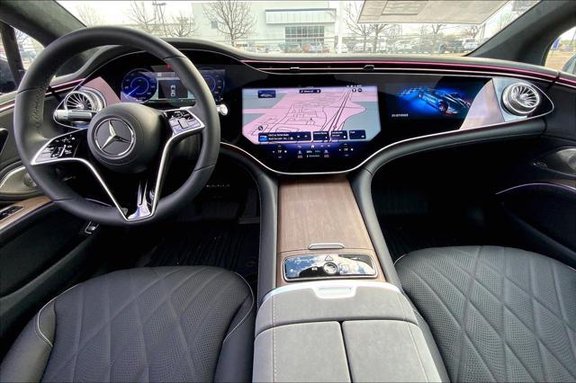 new 2023 Mercedes-Benz EQS 580 car, priced at $144,635