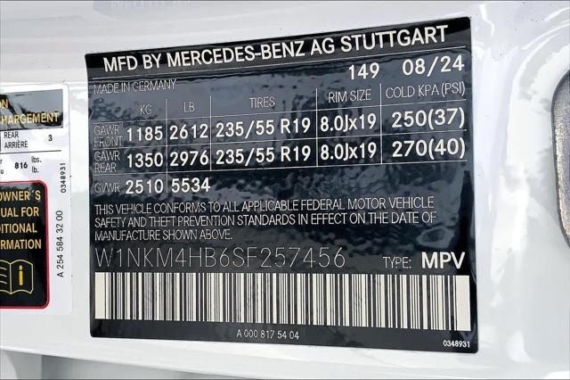 new 2025 Mercedes-Benz GLC 300 car, priced at $53,385