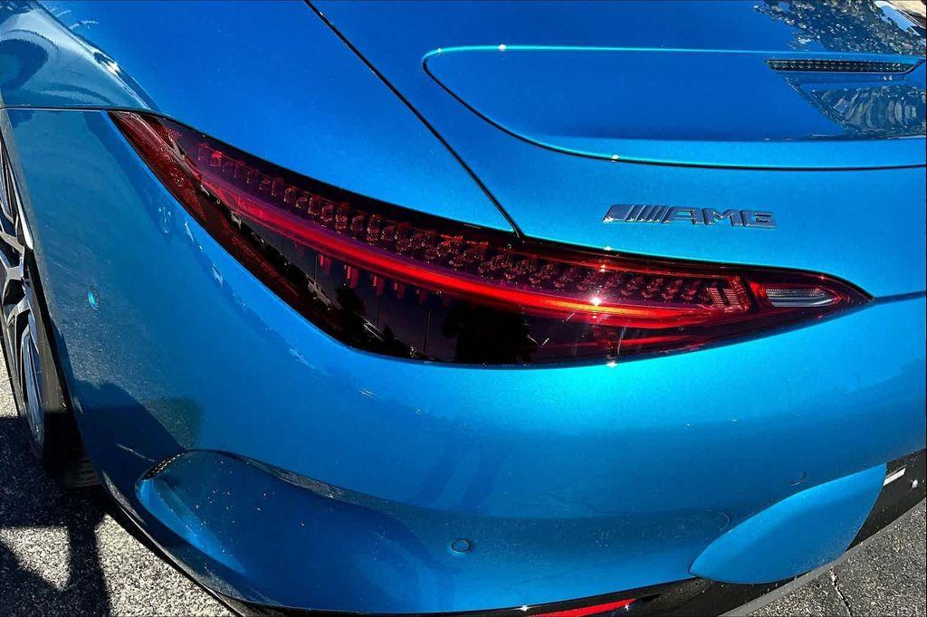 new 2026 Mercedes-Benz AMG SL 55 car, priced at $167,980