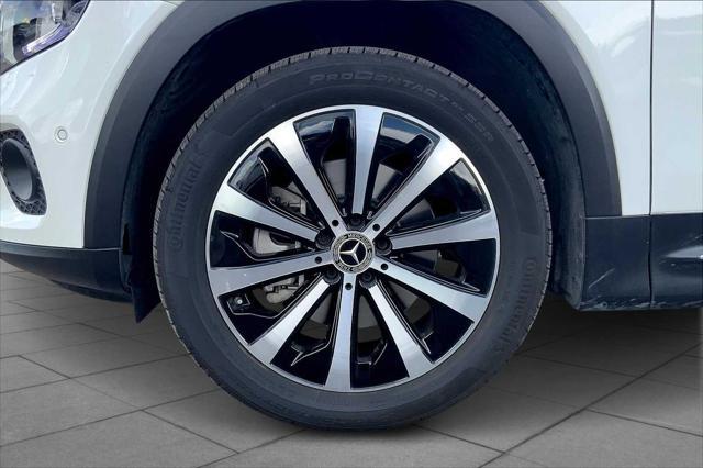 used 2021 Mercedes-Benz GLB 250 car, priced at $27,689