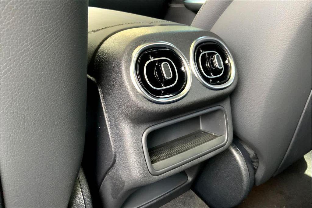 new 2025 Mercedes-Benz GLC 300 car, priced at $53,585
