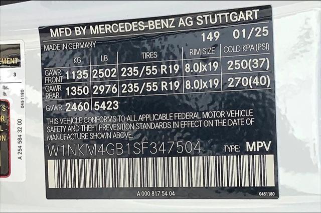 new 2025 Mercedes-Benz GLC 300 car, priced at $52,535