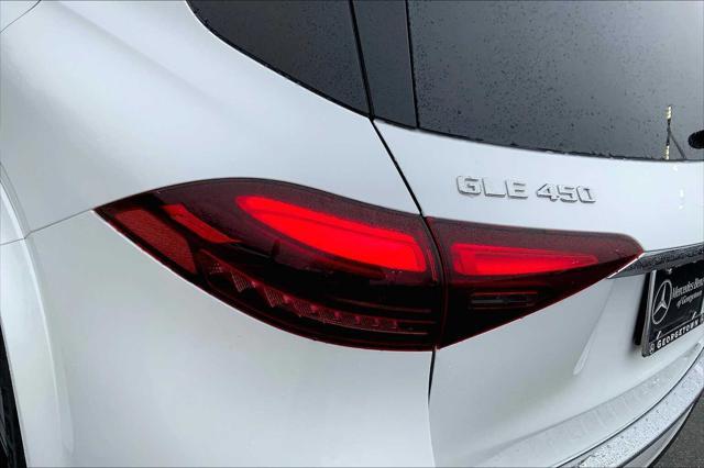 new 2025 Mercedes-Benz GLE 450 car, priced at $85,370