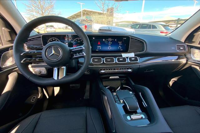 new 2024 Mercedes-Benz GLS 580 car, priced at $118,315