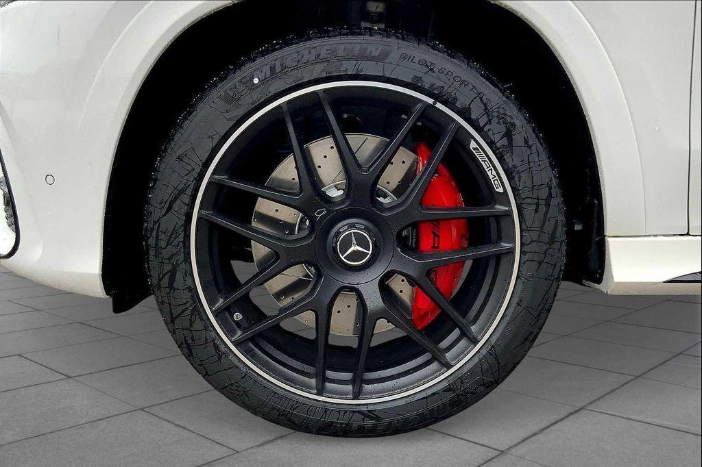 new 2025 Mercedes-Benz AMG GLE 63 car, priced at $140,545