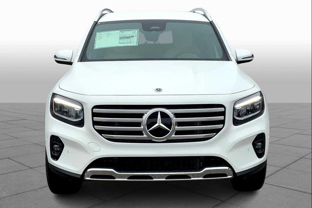 new 2025 Mercedes-Benz GLB 250 car, priced at $47,145