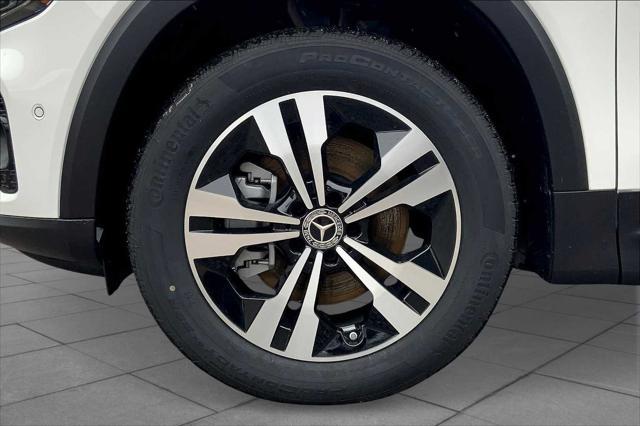 new 2025 Mercedes-Benz GLB 250 car, priced at $47,145