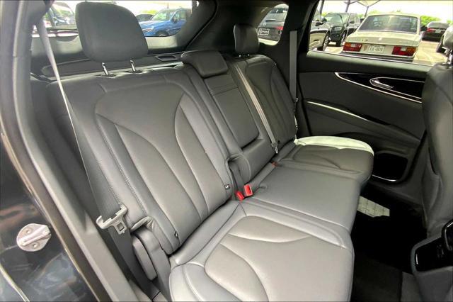 used 2022 Lincoln Nautilus car, priced at $37,885