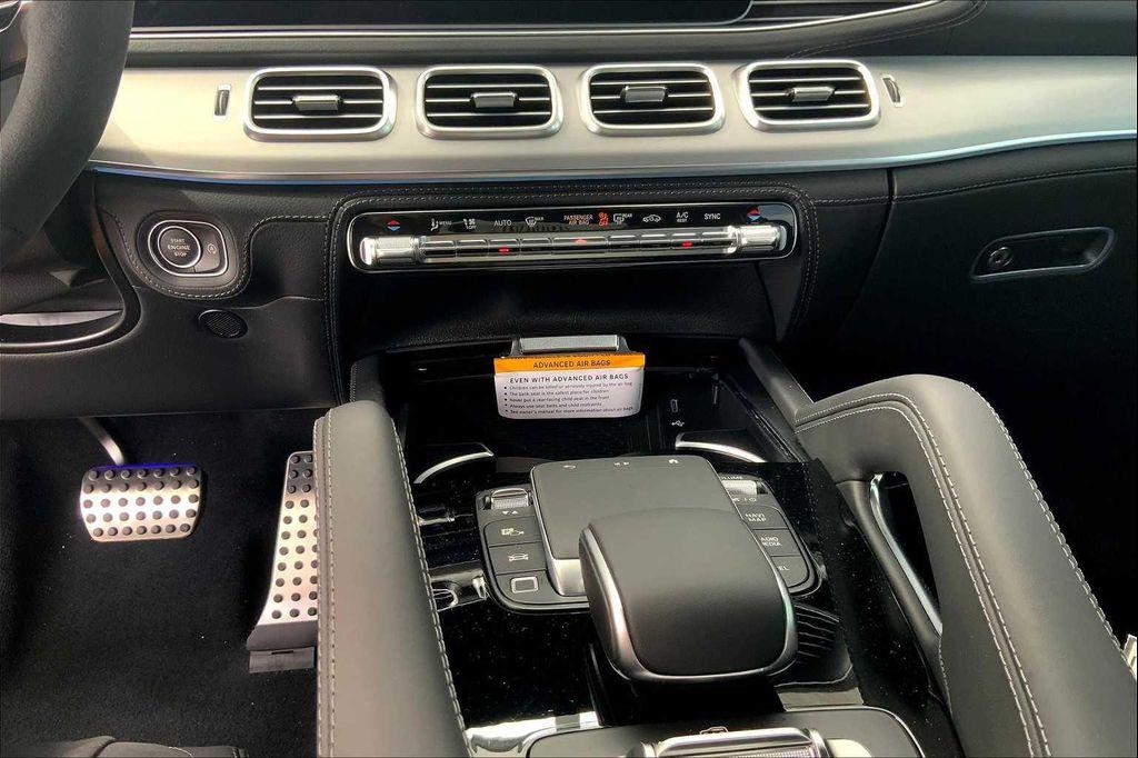 new 2025 Mercedes-Benz GLS 580 car, priced at $119,445