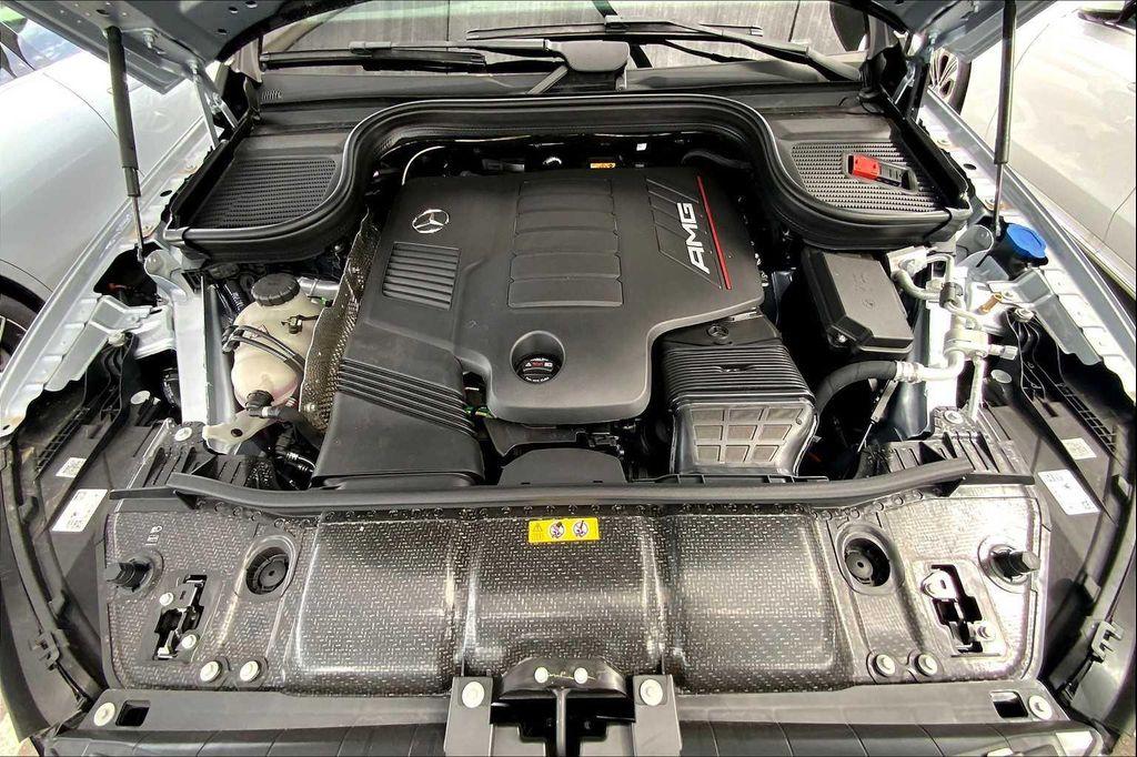 new 2025 Mercedes-Benz GLS 580 car, priced at $119,445