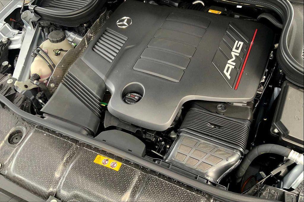 new 2025 Mercedes-Benz GLS 580 car, priced at $119,445