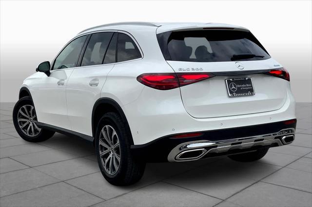 new 2025 Mercedes-Benz GLC 300 car, priced at $53,255