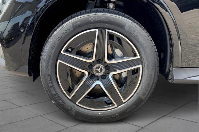 new 2025 Mercedes-Benz GLC 300 car, priced at $55,515