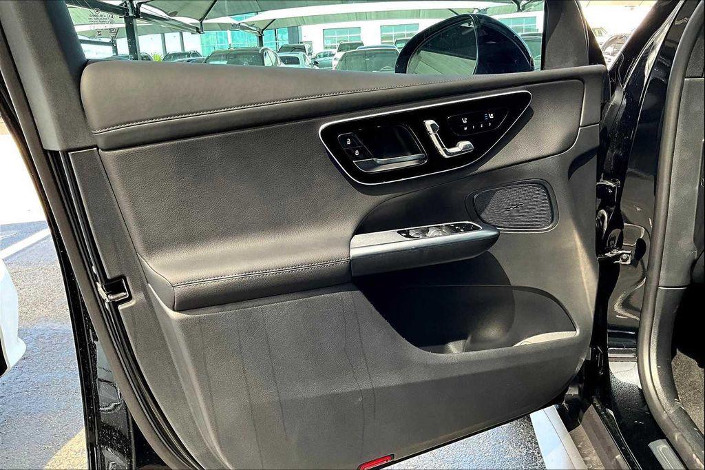 new 2026 Mercedes-Benz GLC 300 car, priced at $58,450