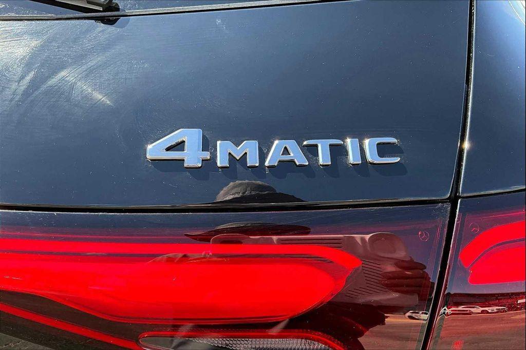 new 2026 Mercedes-Benz GLC 300 car, priced at $58,450