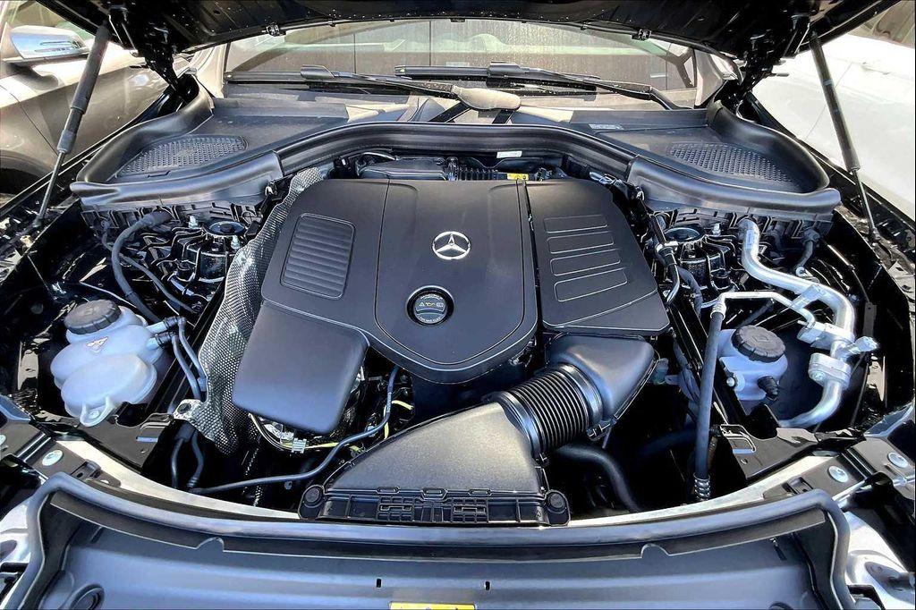 new 2026 Mercedes-Benz GLC 300 car, priced at $58,450