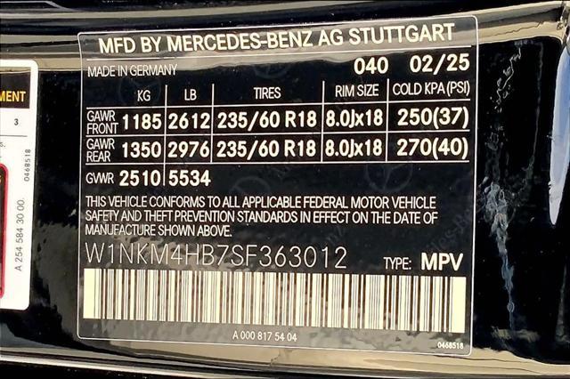 new 2025 Mercedes-Benz GLC 300 car, priced at $56,585