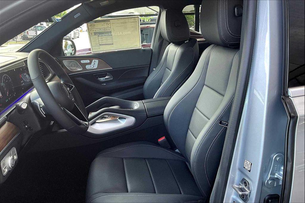 new 2026 Mercedes-Benz GLE 450 car, priced at $81,010