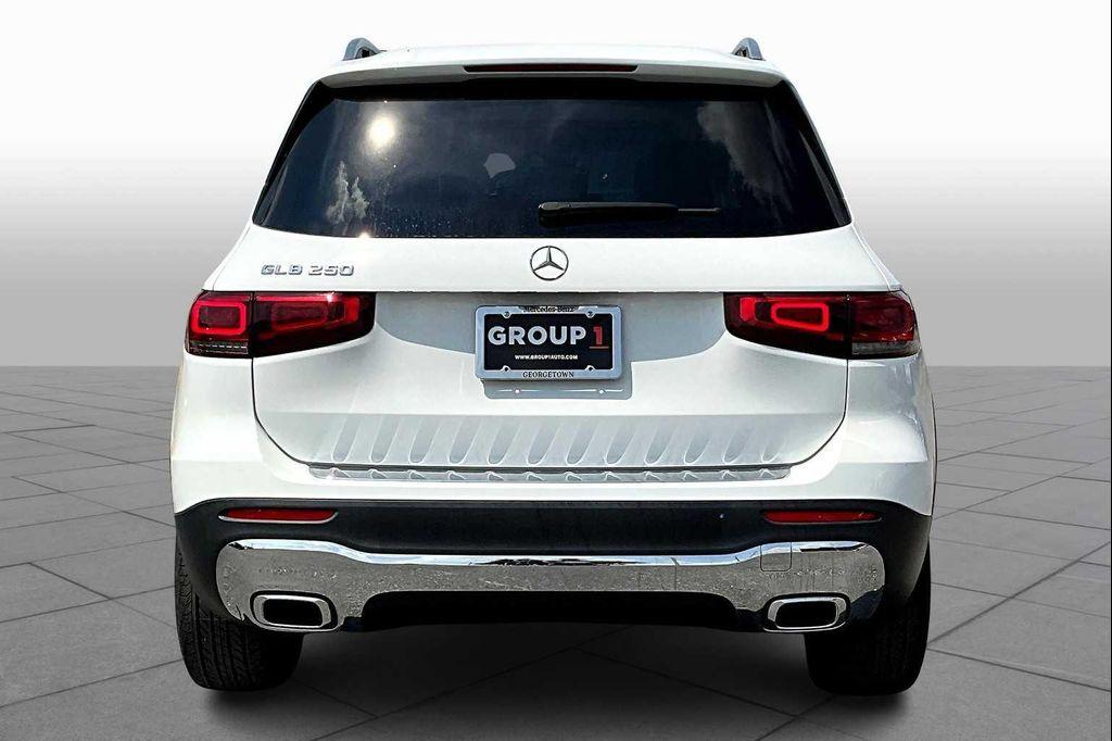 used 2023 Mercedes-Benz GLB 250 car, priced at $34,867