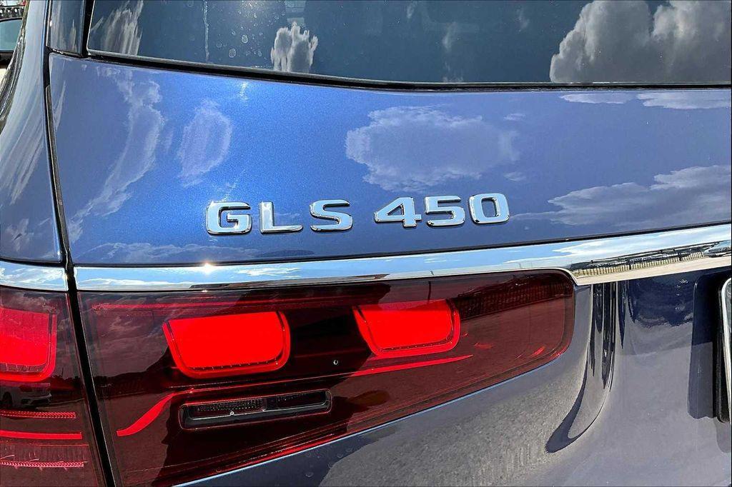 new 2026 Mercedes-Benz GLS 450 car, priced at $103,100