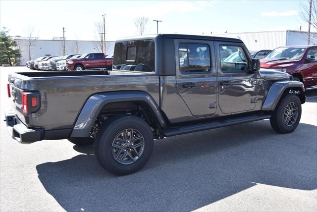 new 2024 Jeep Gladiator car, priced at $47,430
