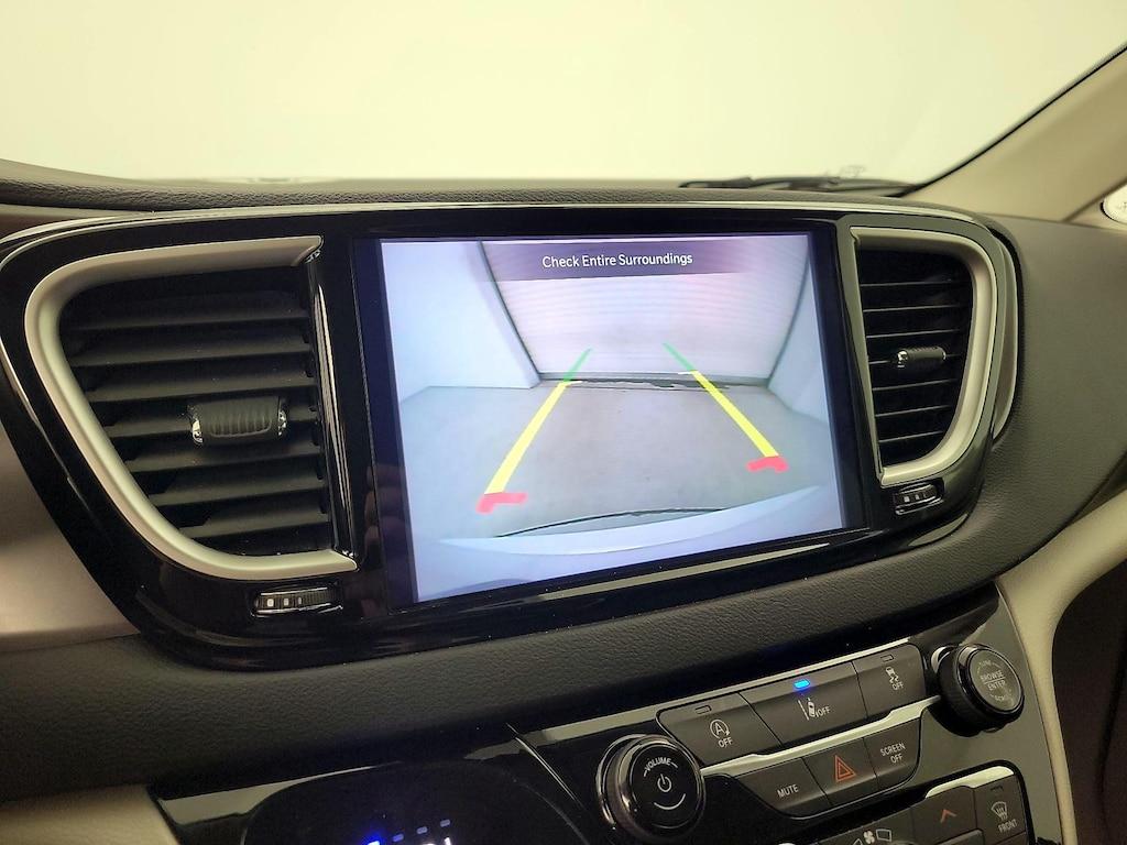 used 2022 Chrysler Pacifica car, priced at $24,998