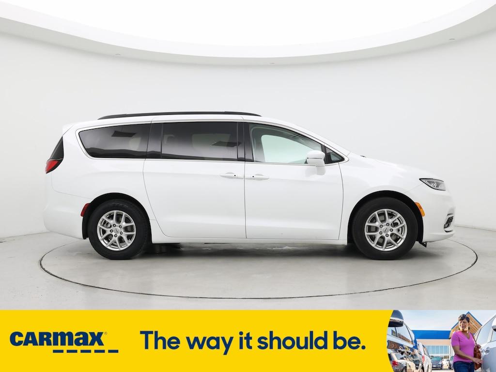used 2022 Chrysler Pacifica car, priced at $24,998