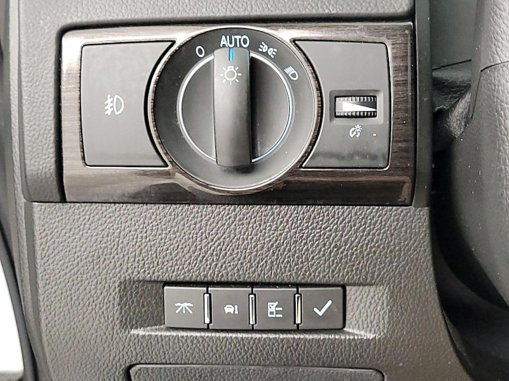 used 2014 Chevrolet Captiva Sport car, priced at $13,998