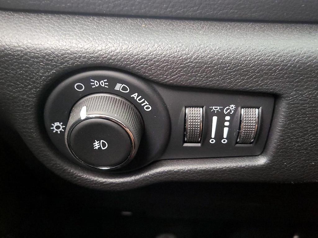 used 2025 Chrysler Pacifica Hybrid car, priced at $39,998