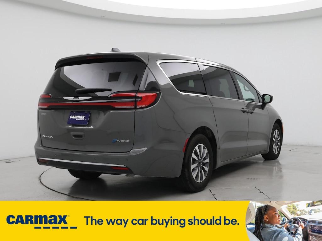 used 2025 Chrysler Pacifica Hybrid car, priced at $39,998