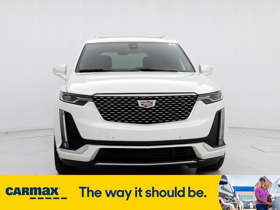 used 2023 Cadillac XT6 car, priced at $36,998