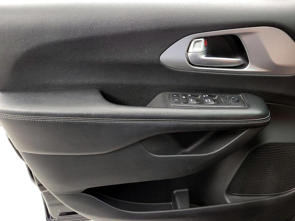 used 2018 Chrysler Pacifica car, priced at $22,998