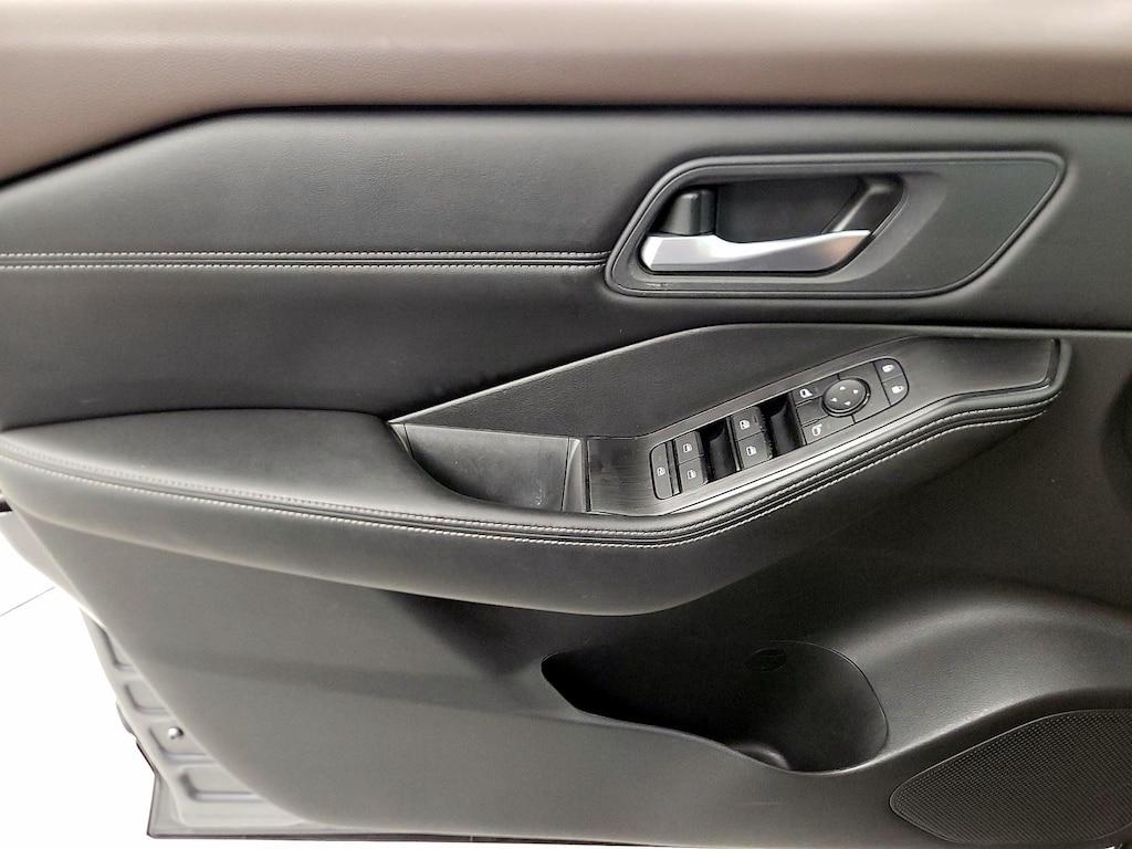 used 2023 Nissan Rogue car, priced at $27,998