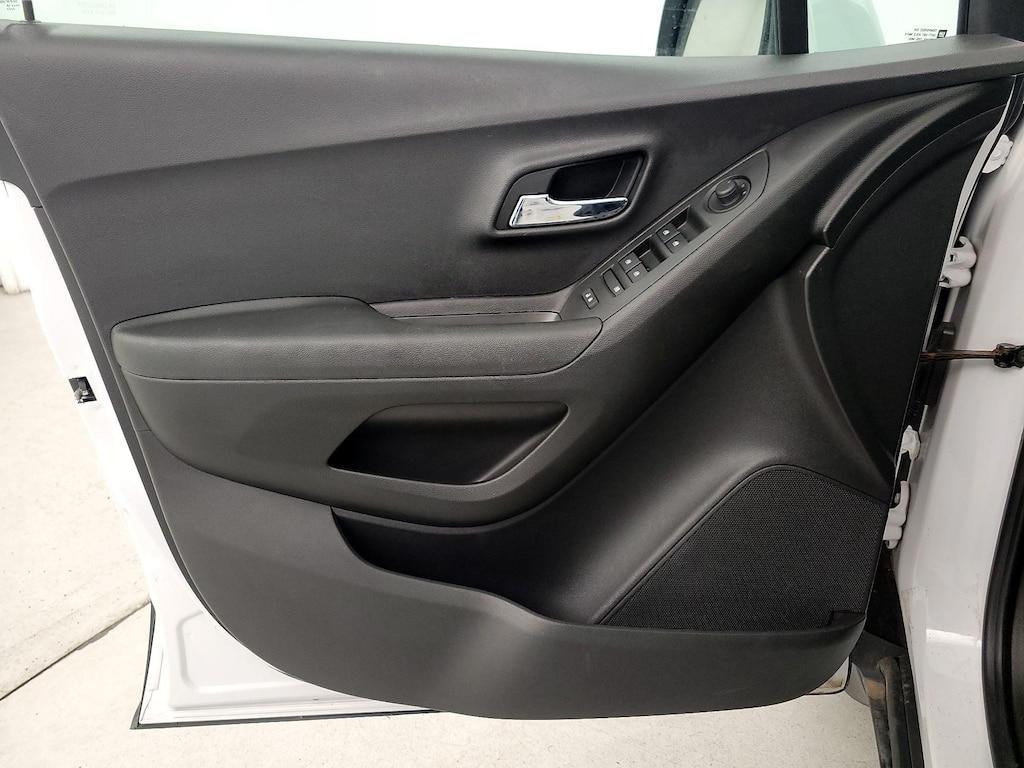 used 2019 Chevrolet Trax car, priced at $18,998