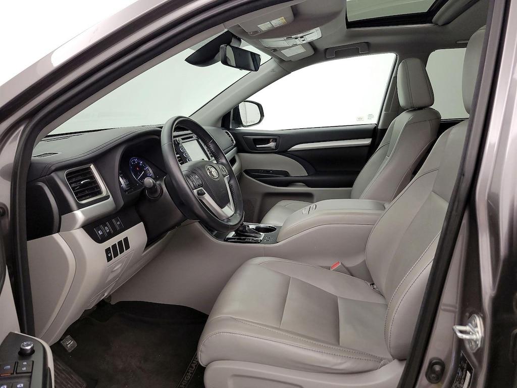 used 2017 Toyota Highlander car, priced at $27,998
