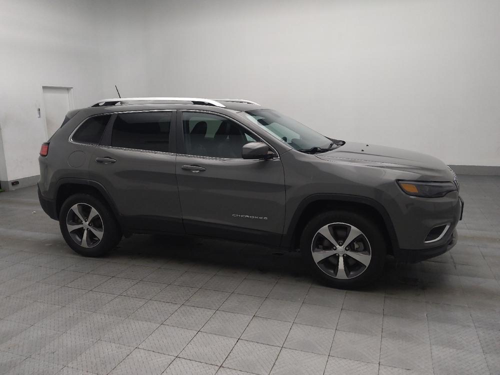 used 2019 Jeep Cherokee car, priced at $18,395