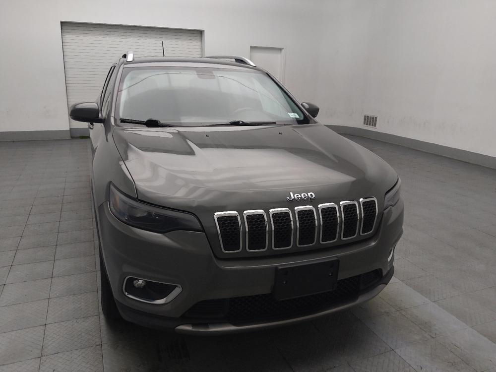 used 2019 Jeep Cherokee car, priced at $18,395