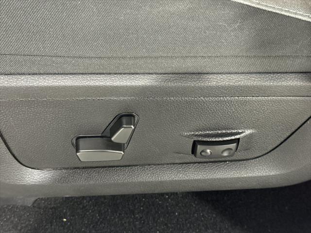 used 2022 Ram 1500 Classic car, priced at $26,987