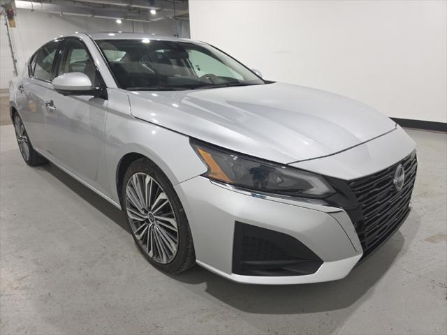 used 2023 Nissan Altima car, priced at $23,868