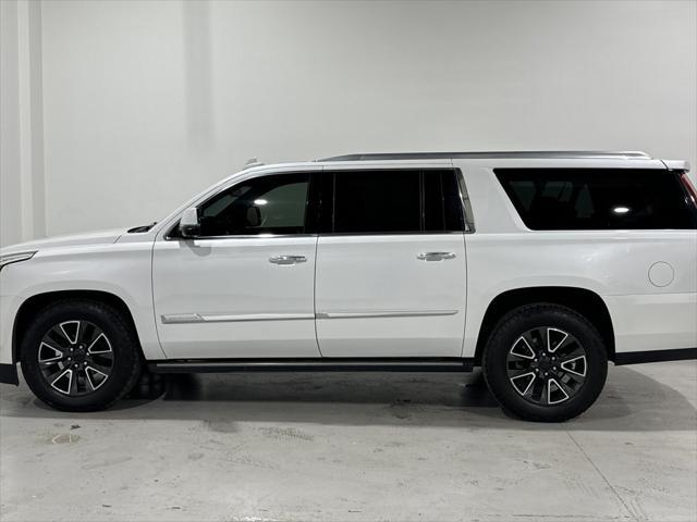 used 2017 Cadillac Escalade ESV car, priced at $25,975