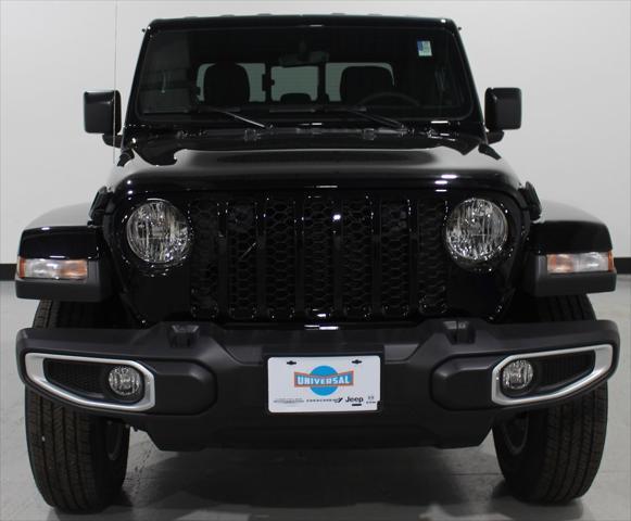 used 2023 Jeep Gladiator car, priced at $35,976