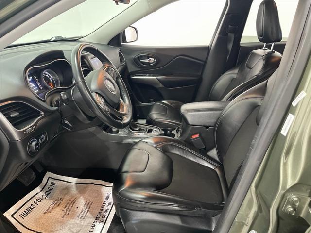 used 2019 Jeep Cherokee car, priced at $17,490