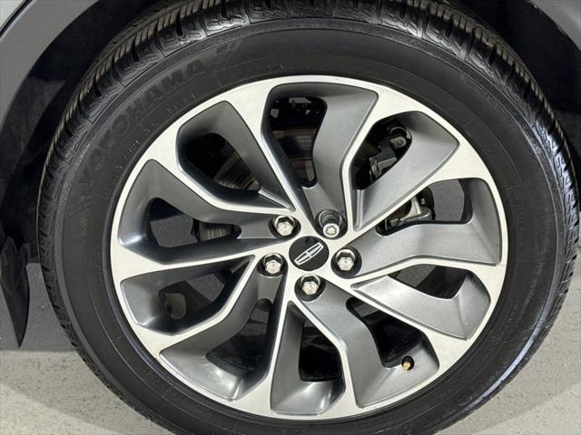 used 2022 Lincoln Nautilus car, priced at $26,000