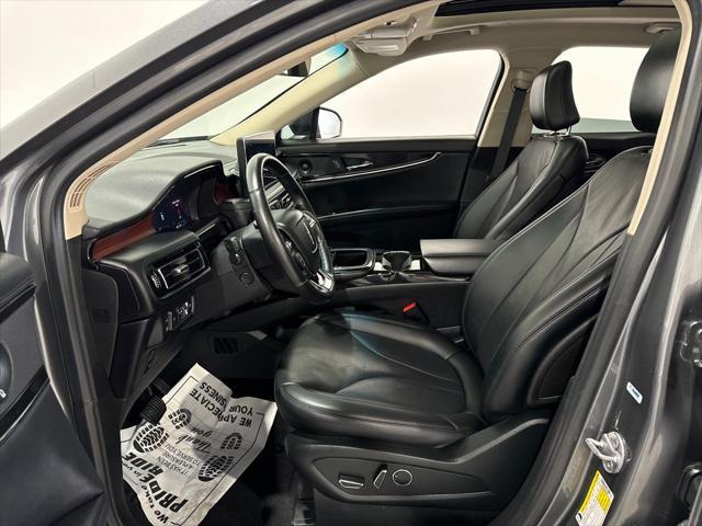 used 2022 Lincoln Nautilus car, priced at $26,000