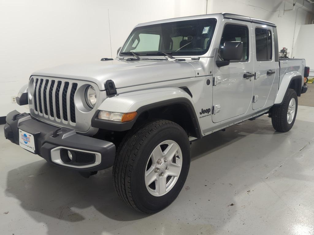 used 2023 Jeep Gladiator car, priced at $27,987