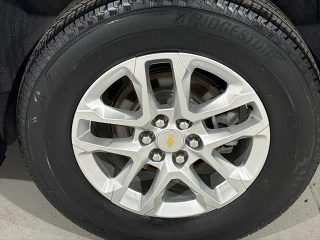 used 2022 Chevrolet Traverse car, priced at $22,492