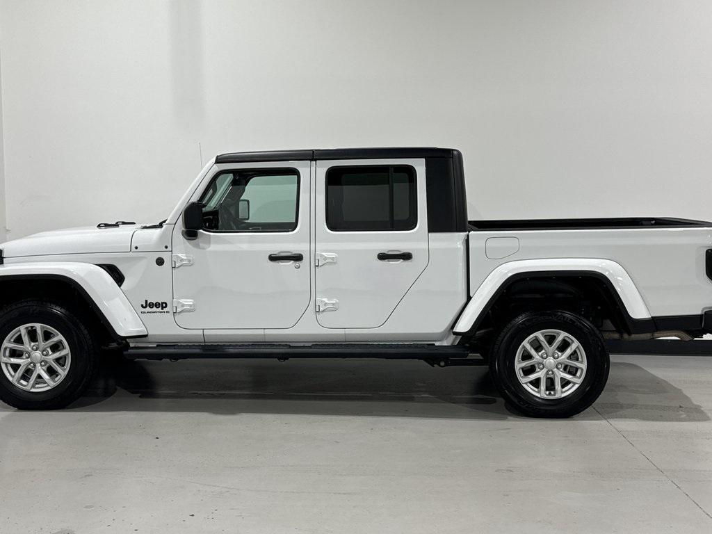 used 2023 Jeep Gladiator car, priced at $27,770