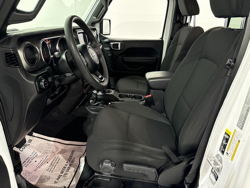 used 2023 Jeep Gladiator car, priced at $27,770